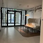 Z Ogródkiem I Jacuzzi Apartamento